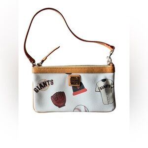 NWOT Dooney & Bourke White and Tan San Francisco Giants Wristlet